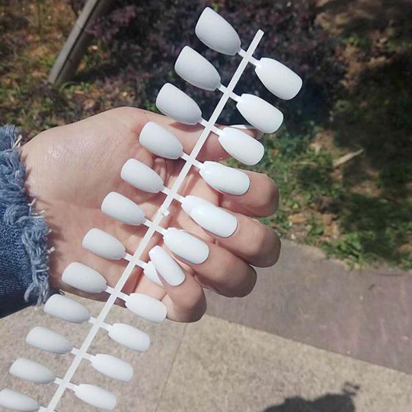 24 st Enfärgade Falska Nagelremsor Långa Balett Nagelremsor; Y9 24pcs