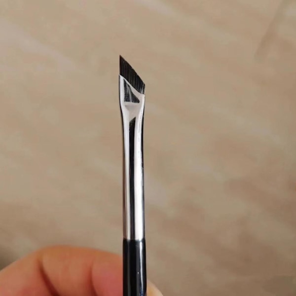 Liten Platt Diagonal Eyelinerborste Ultratunn Sminkborste Verktyg Smink M9V6 eyebrow brush, 1pcs