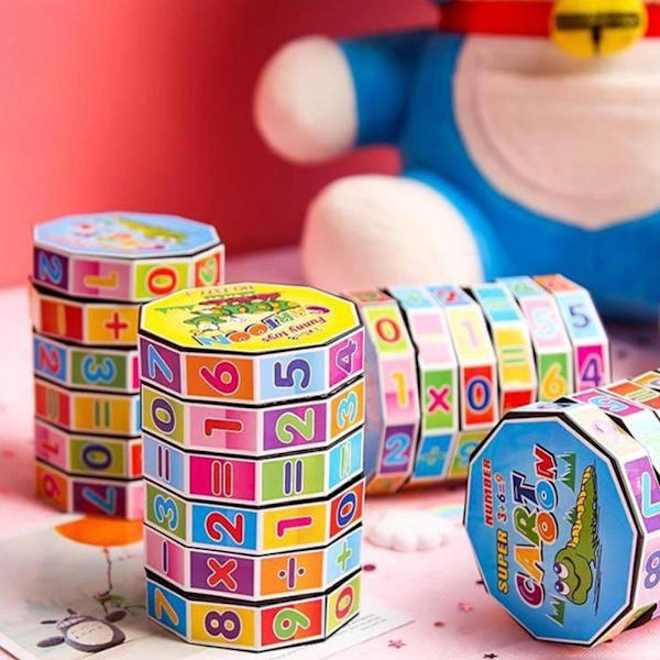 【Finns i lager】 Barn Matematik Siffror Magisk Kub Pussel Leksak Lärande Spel Matematik Pedagogisk Leksak W3X2