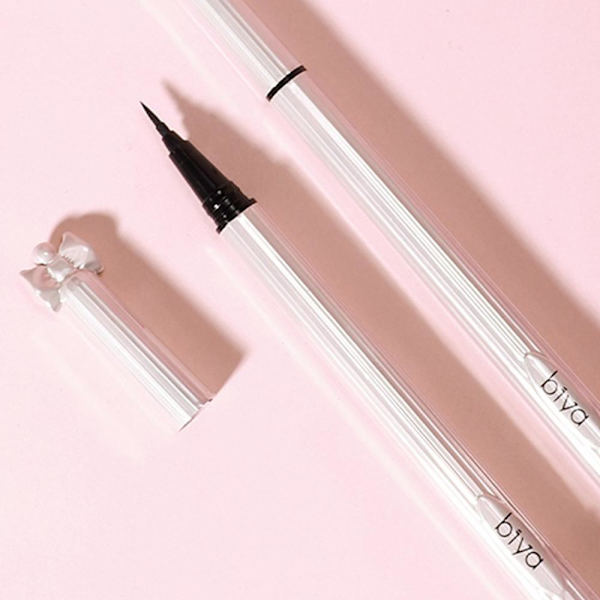 Biya Eyeliner Penna Mjuk Vattentät Svettsäker Snabbtorkande Versa 101 # black, 0.8ml
