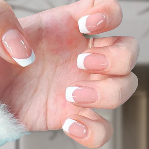 Set Franskt Rosa Fyrkantigt Kort Lösnagel Pressa På Nagel Tipp Vit Kant Heltäckande Rosa P7u2 TD148 24pcs