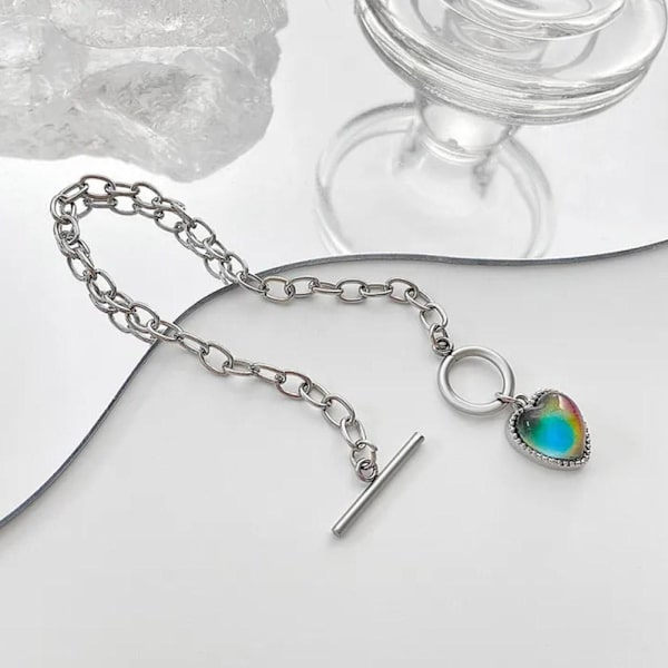 Färgskiftande Armband Kärleksform Kvinnor Flickor Smycken Parti Gåva Ny L7