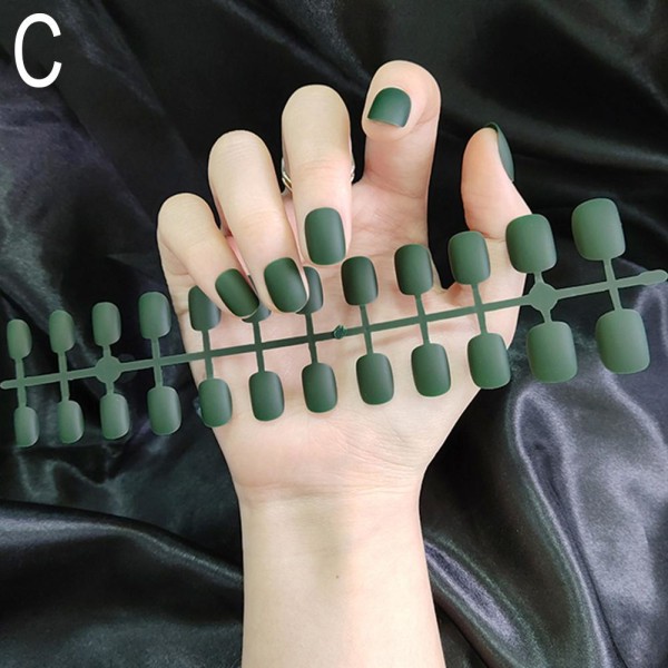 24 st Matte Bare Skin Tone Korta Nagelbitar  green 24pcs