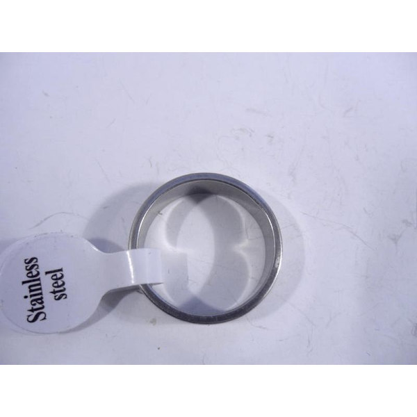 6 mm. bred slät ring i 316L stål (19mm.)