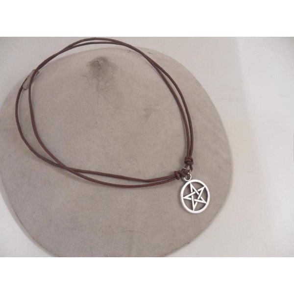 Handknuten Ställbar läder halsband med pentagram hänge Mörk brun