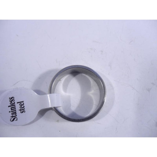 6 mm. bred glatt ring i 316L stål (17-20mm.) 18 mm.
