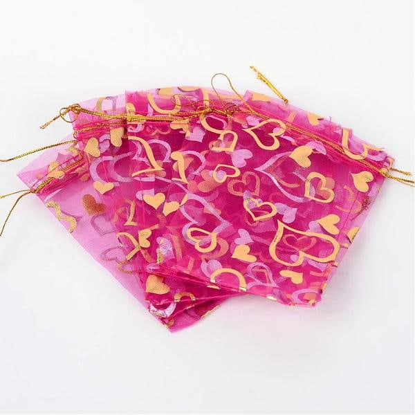 100 st Stora Fuxia med Guld hjärter organza påsar c.a 13x18 cm.