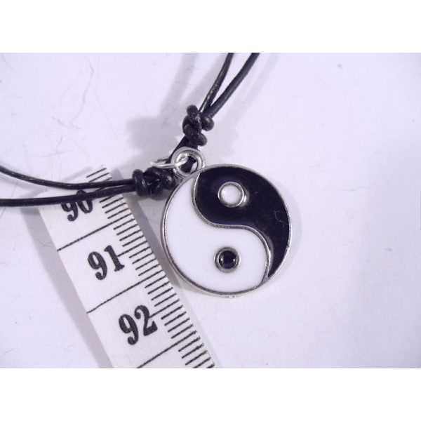 Ställbar läder halsband med Yn-Yang hänge i tibet silver Naturfägad