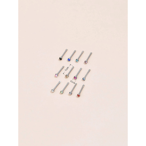 Pakke med 12 stk. Nesepiercing i 316L stål med 2 mm cubic zirconia