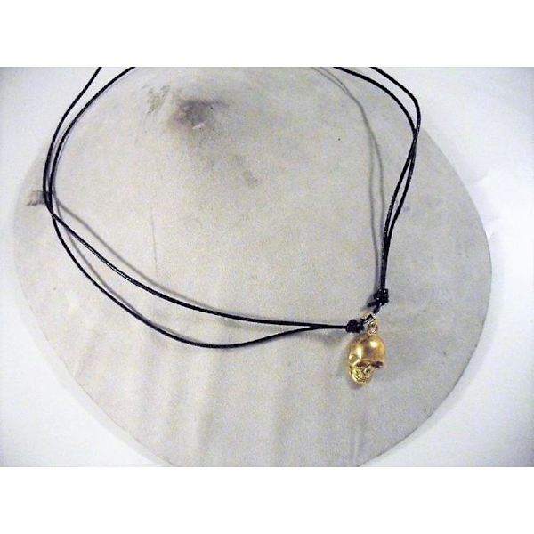 Handgjord Ställbar naturfärgad läder halsband med  döskalle hänge