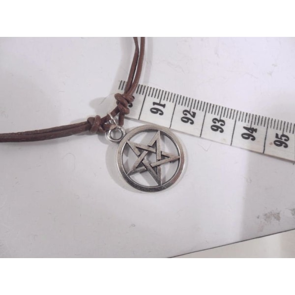 Handgjord Ställbar Brun läder halsband med pentagram hänge