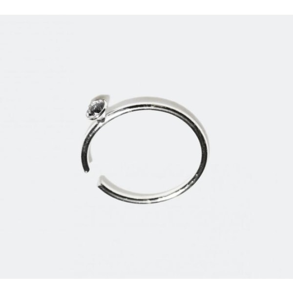1 stk. 8 mm Nesepiercing ring i sølv med 2 mm. hvit krystall