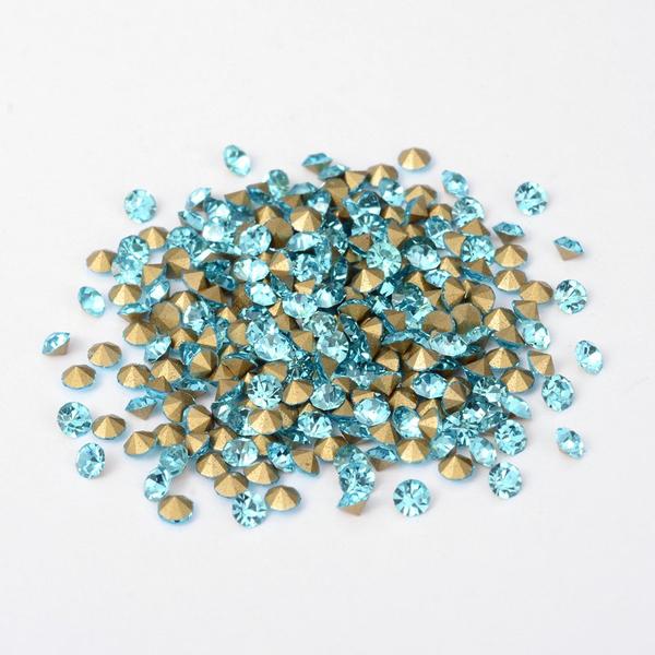 50 Akvamarin koniske Swarovski krystaller til indlæg Ø 6mm