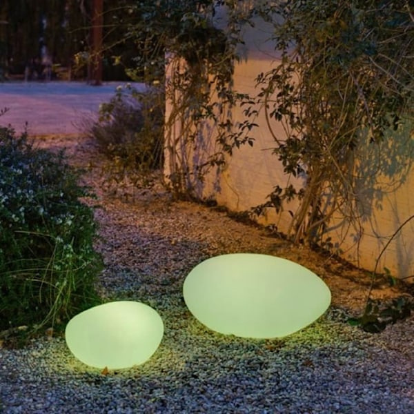 Uppladdningsbar solcells LED utomhuslampa - NEWGARDEN - Petra Hang - Vit - RGB + 6000°K RGB + 6000°K (kallvit)