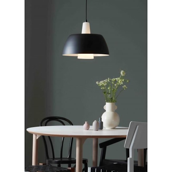 Pendel - SOLO - Sort - 1 pære - E27 - Metal og glas - 60W