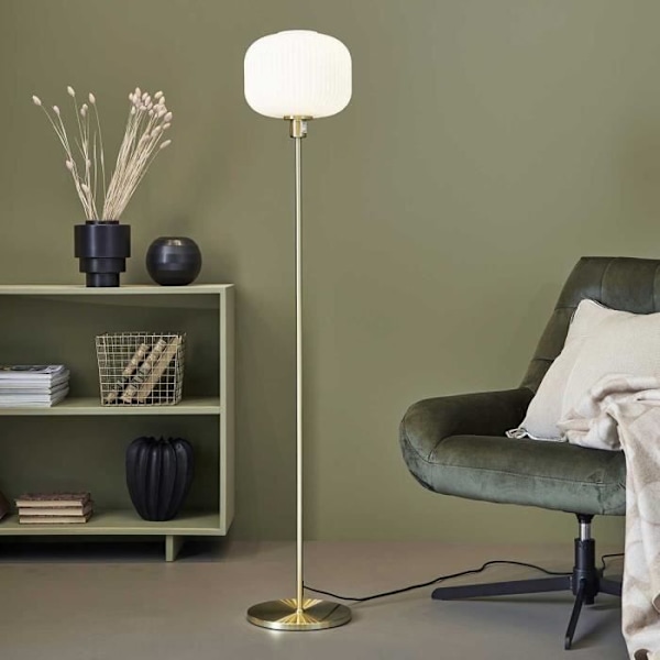 Gulvlampe - Markslöjd - Sober - Hvidt glas - Messingmetal - Højde 140 cm vitt guld