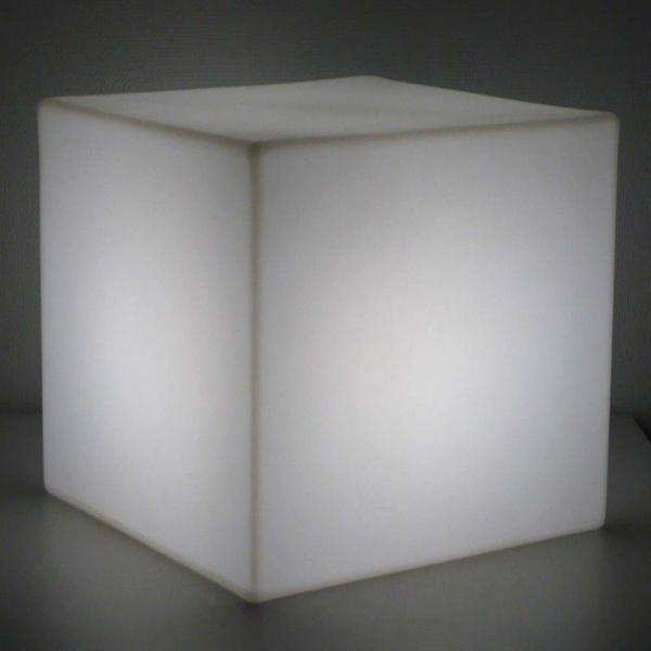 NEWGARDEN havekubelampe - Hvid - Rotationsstøbt harpiks - IP65 - E27 - 45 x 45 x 45 cm Vit