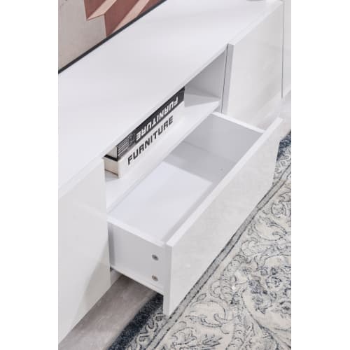 Modernt TV-skåp 170 cm. Diagonal patchwork-stil. White