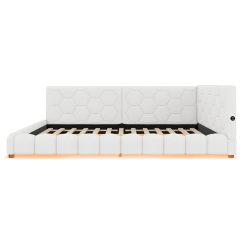 Vit säng 140x200 cm med LED-belysning & USB-anslutningar | Vliesimitat White