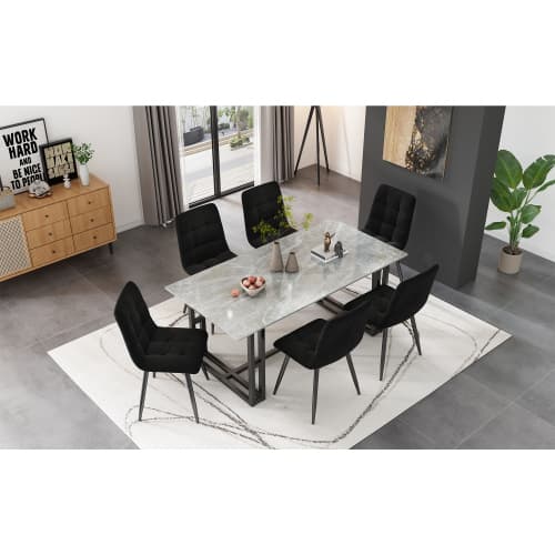 Svarta matrumsstolar, 4-pack – sammetslena, klädda designstolar med metallram & ryggstöd Black