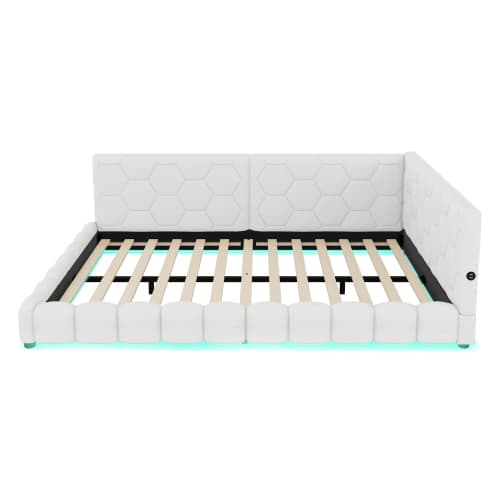 Vit säng 140x200 cm med LED-belysning & USB-anslutningar | Vliesimitat White