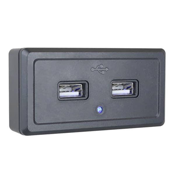 Dobbel USB 12V Panel Billaderuttak 3.1A 12V/24V USB Laderuttak Panel Strømadapter for Bobiler, Campingvogner, Båter Green light