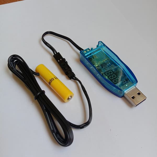 USB til 1.5V 3V 4.5V 6V 12V AAA Dummy Batterikabel til Radio LED Lys Ventilator Legetøj