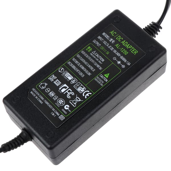 DC12V strømadapter AC 100-240V for LED-stripelys Utgang DC12V 5A US-plugg strømforsyningstransformator