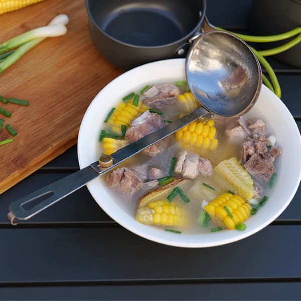Ske i rustfrit stål med foldbart håndtag til sovs, suppe, madlavning