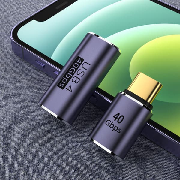 USB C -jatkosovitin tiedonsiirtoon USB-C-laitteille, kullattu prosessi CM to CF middle bend