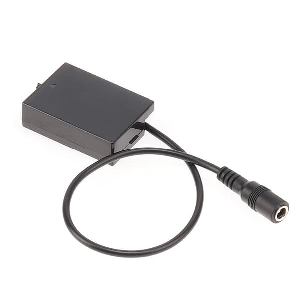 30 cm længde DC 5.5x2.1mm strømkabel LPE8 dummybatteri til 550D 650D 700DCa