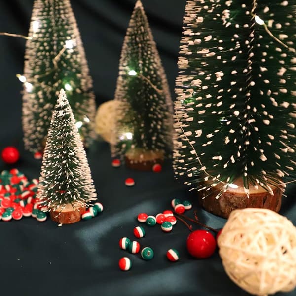 Small Snow Christmas Tree 5 Pcs Artificial Frosted Trees and 1M String Lights Mini Ornaments Tabletop Trees Plastic Winter DIY Crafts