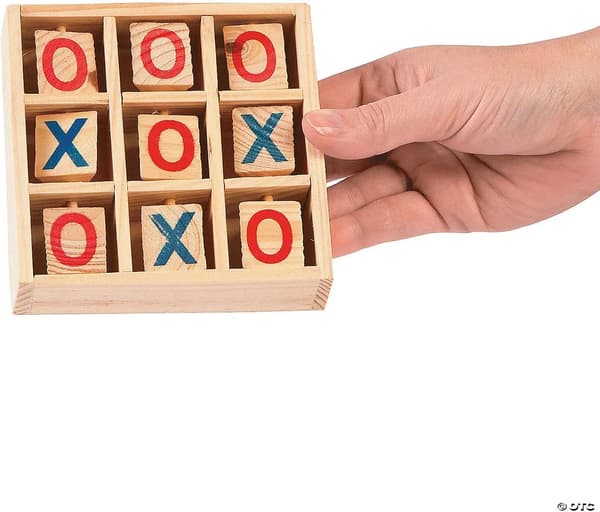 Tic-Tac-toe - Strategispill for barn - Biltur og innendørs leker brown