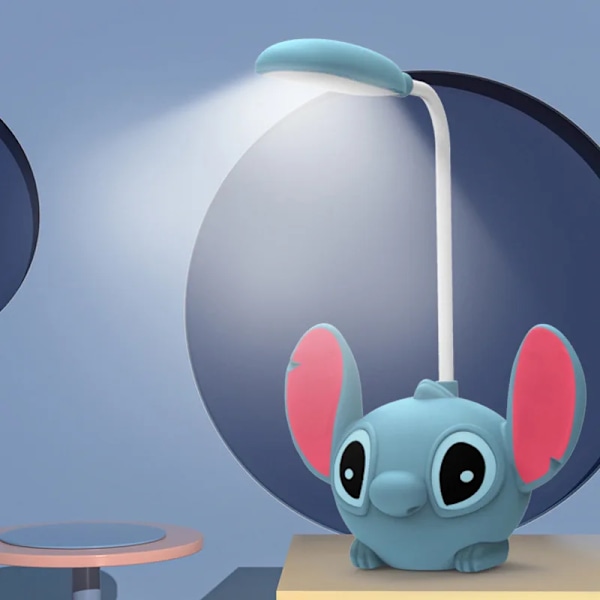 Led Lilo & Stitch Bordlampe med Blyantspidser Foldbar Lys Sød Skrivebordsnatlampe USB Opladningslampe Gave blue