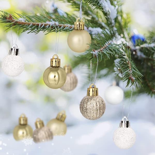 Mini Juletræspynt Sæt Med 30 Små 3Cm Guld Og Hvide Kugler Til Bordpladeindretning