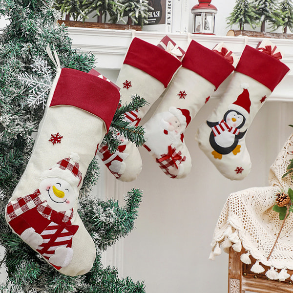 Julstrumpor Set 4 st Julstrumpa Tomte Snögubbe Strump Hållare Ornament Presentpåsar för Familj Träd Festtillbehör