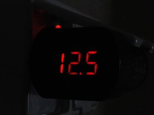 Voltmeter for Car - Cigarette Socket black