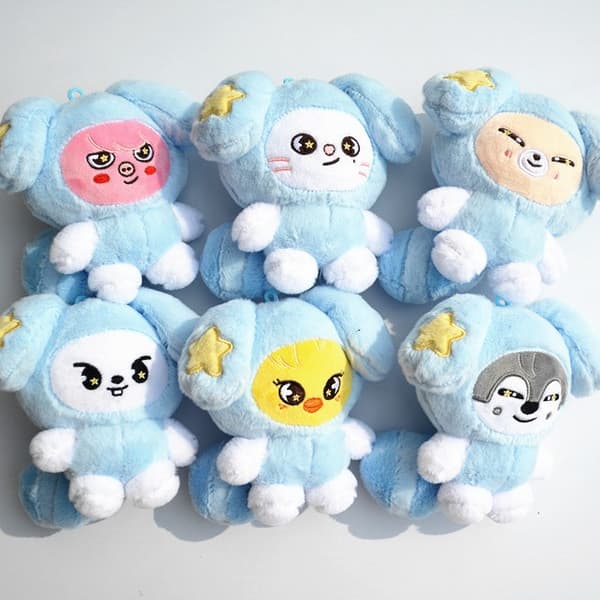 Stray Kids Run It -pehmoleluavainperä Leeknow SKZ White Rabbit TASY Doll 13-15cm