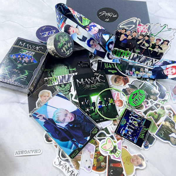 Stray Kids Nytt Album Maxident Gaveeske Sett Kpop Merchandise Fotokort Lanyard Nøkkelring Gaver til Skz Fans - Perfekt C