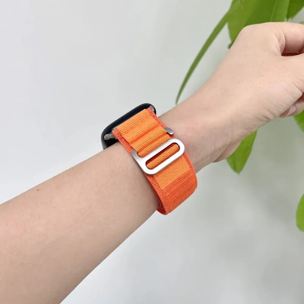 Nylon Alpine Loop -ranneke Apple Watch Ultra 9/8/7/6/SE/5 44/45/49mm, oranssi Orange 42/44/45/49mm