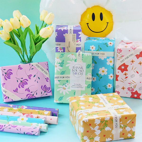 6-pack med 6 mönsterfärger Små blommiga presentpapper Presentpåse