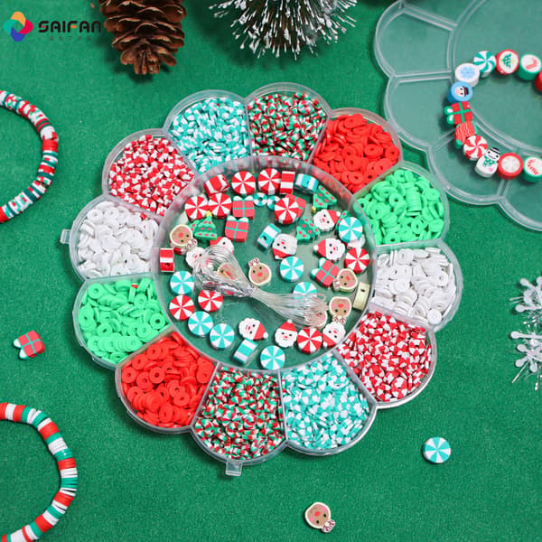 Jul DIY Armband Set Julgran Pärlkit Oregelbundet Formad Låda (approximately 710 pieces)