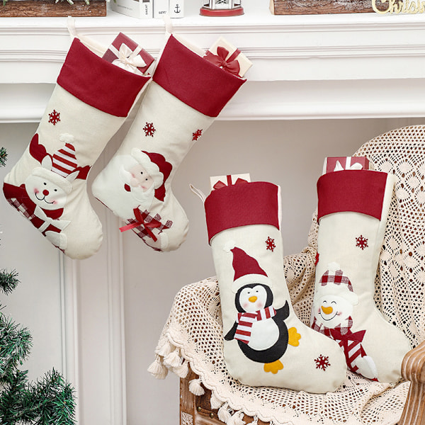 Julstrumpor Set 4 st Julstrumpa Tomte Snögubbe Strump Hållare Ornament Presentpåsar för Familj Träd Festtillbehör