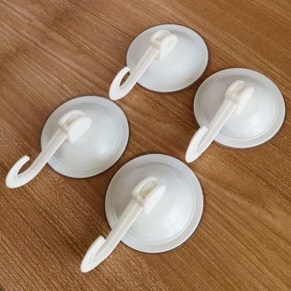 Strong Vacuum Suction Hooks Reusable Removable Hangers No Holes