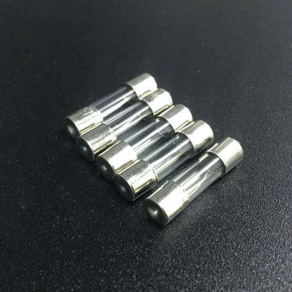 100 st Glassäkringar Glasrörssäkringar Billjus Inflator