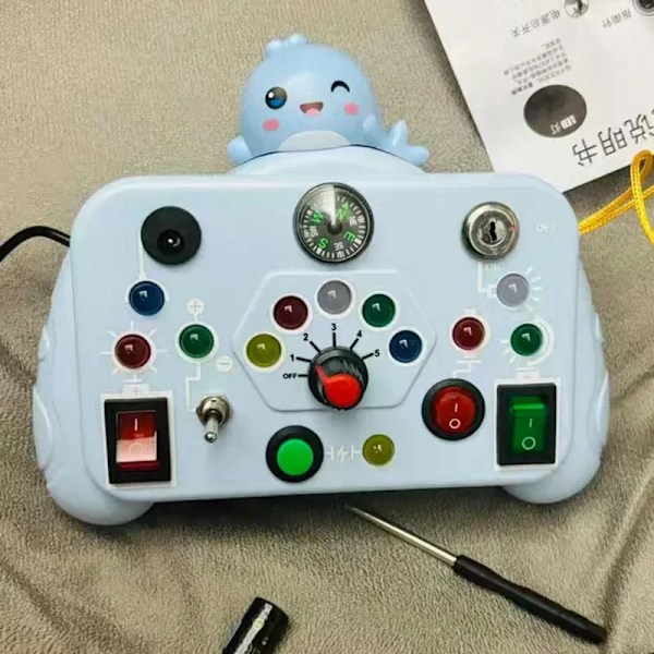 Montessori Aktivitetsbrett Mind Toys Tegneserie med LED Lysbryter Kontrollbrett Reiseaktiviteter Barnas Lek for 2-4 År Gamle Apricot