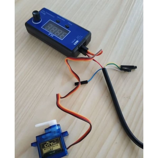 HJ Digitaalinen Servo, ESC-konsistenssintestaaja Nopeudensäädin (3 tilaa, synkronoitu lähtöohjaus 4 servoa) RC:lle