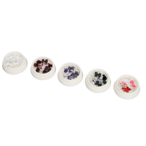 5 æske Blomstersommerfugle 3D Nail Art Charms Skinnende dekorative Manicure Charms med kunstige perler