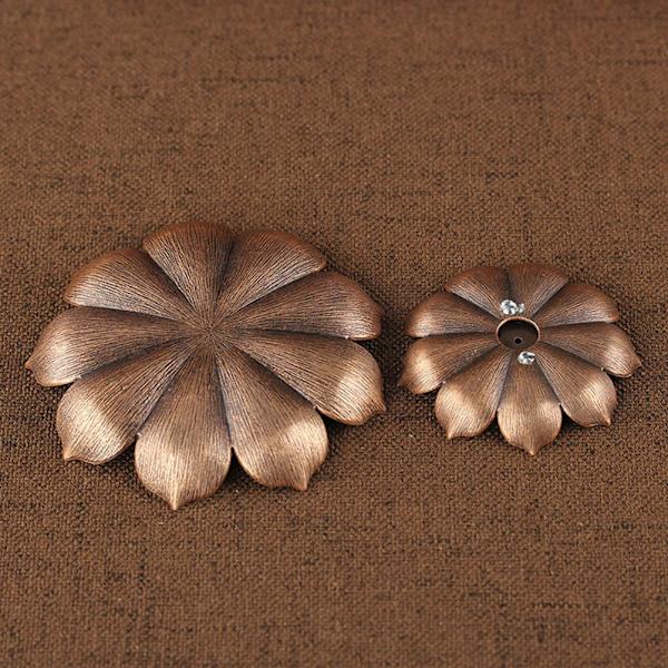 Lotus Rökelsehållare i Zinklegering med Flera Hål, Rökelsepinnehållare, Askfångare