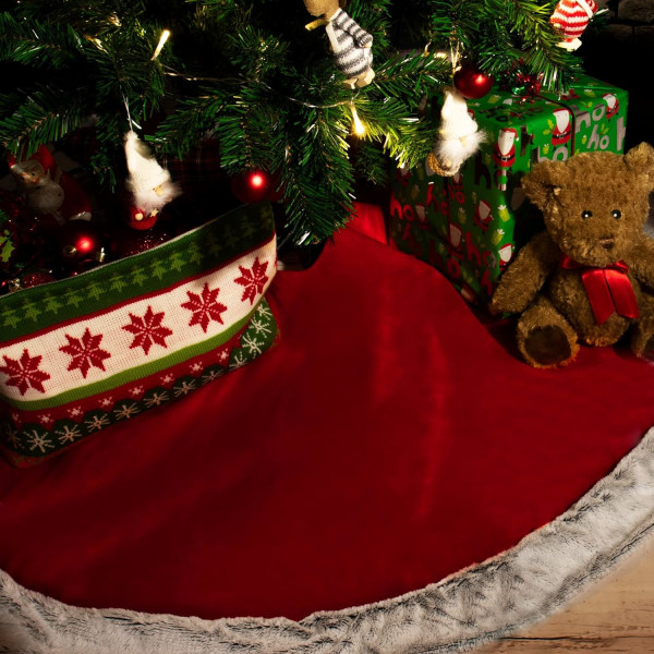 Førsteklasses juletretrekk for beskyttelse av krydder Juledesignbase for gaver og dekorasjon red